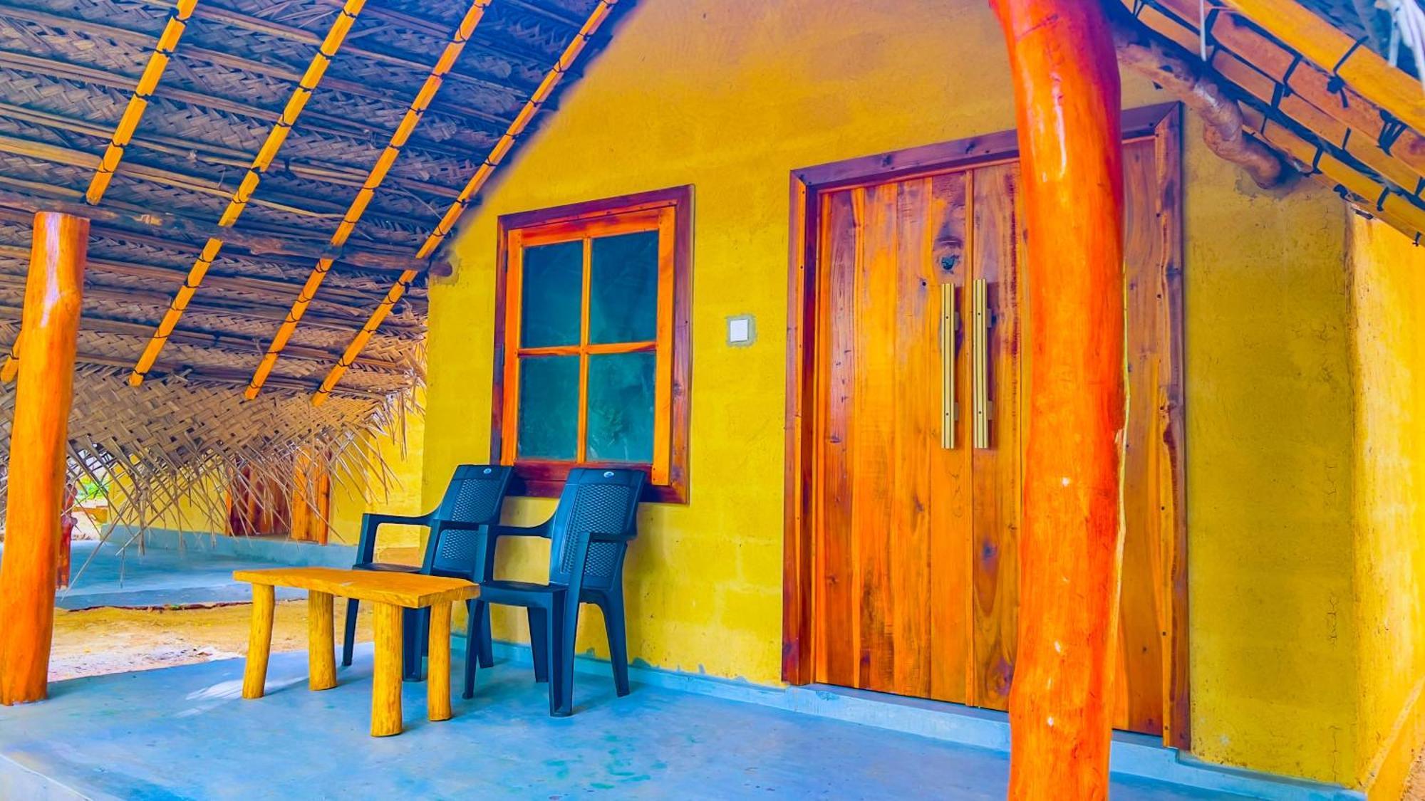 Jungle Host Hostel And Tree House Sigiriya Bagian luar foto