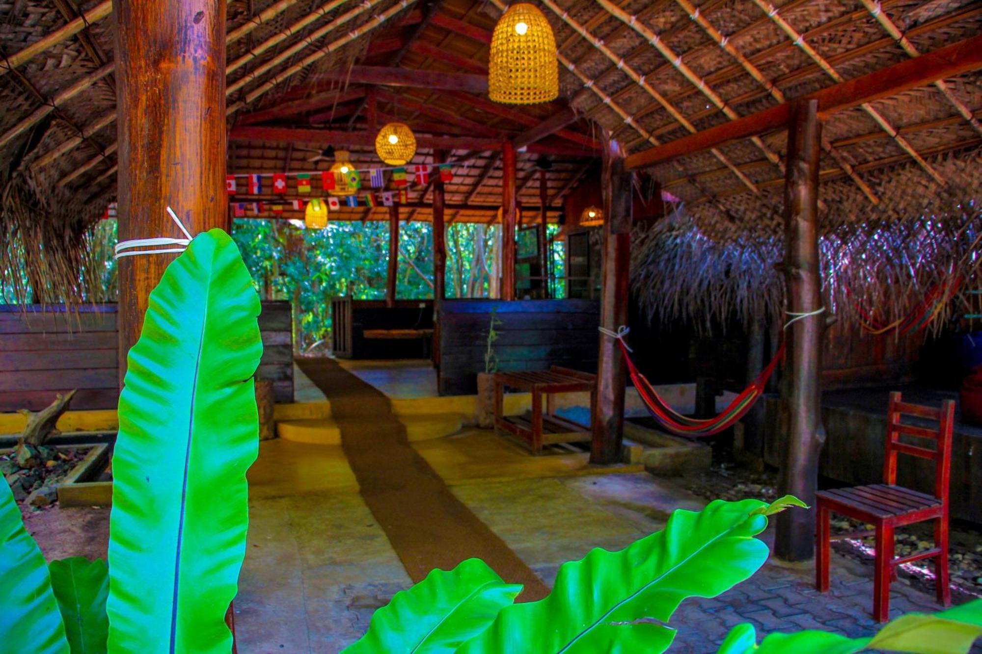 Jungle Host Hostel And Tree House Sigiriya Bagian luar foto