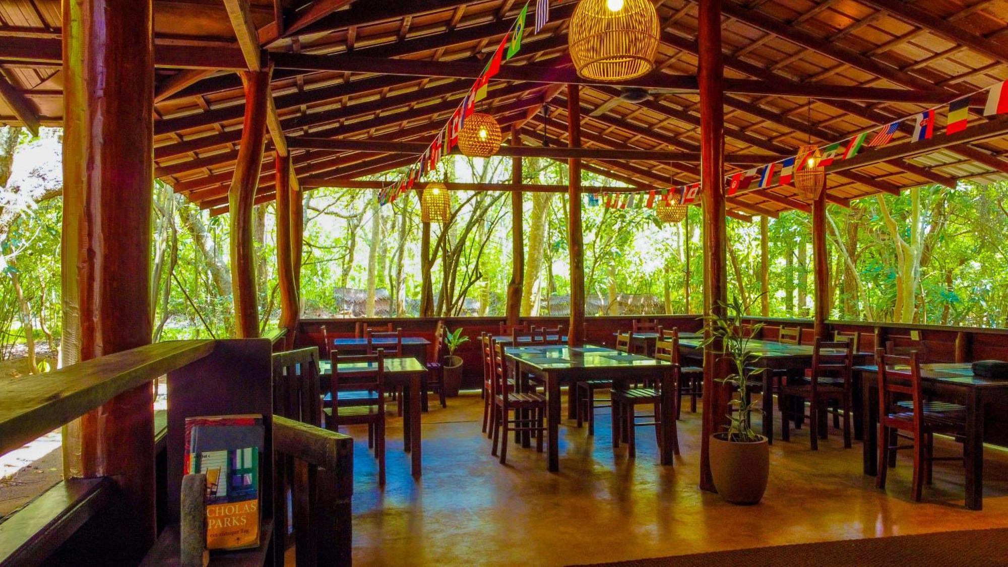 Jungle Host Hostel And Tree House Sigiriya Bagian luar foto