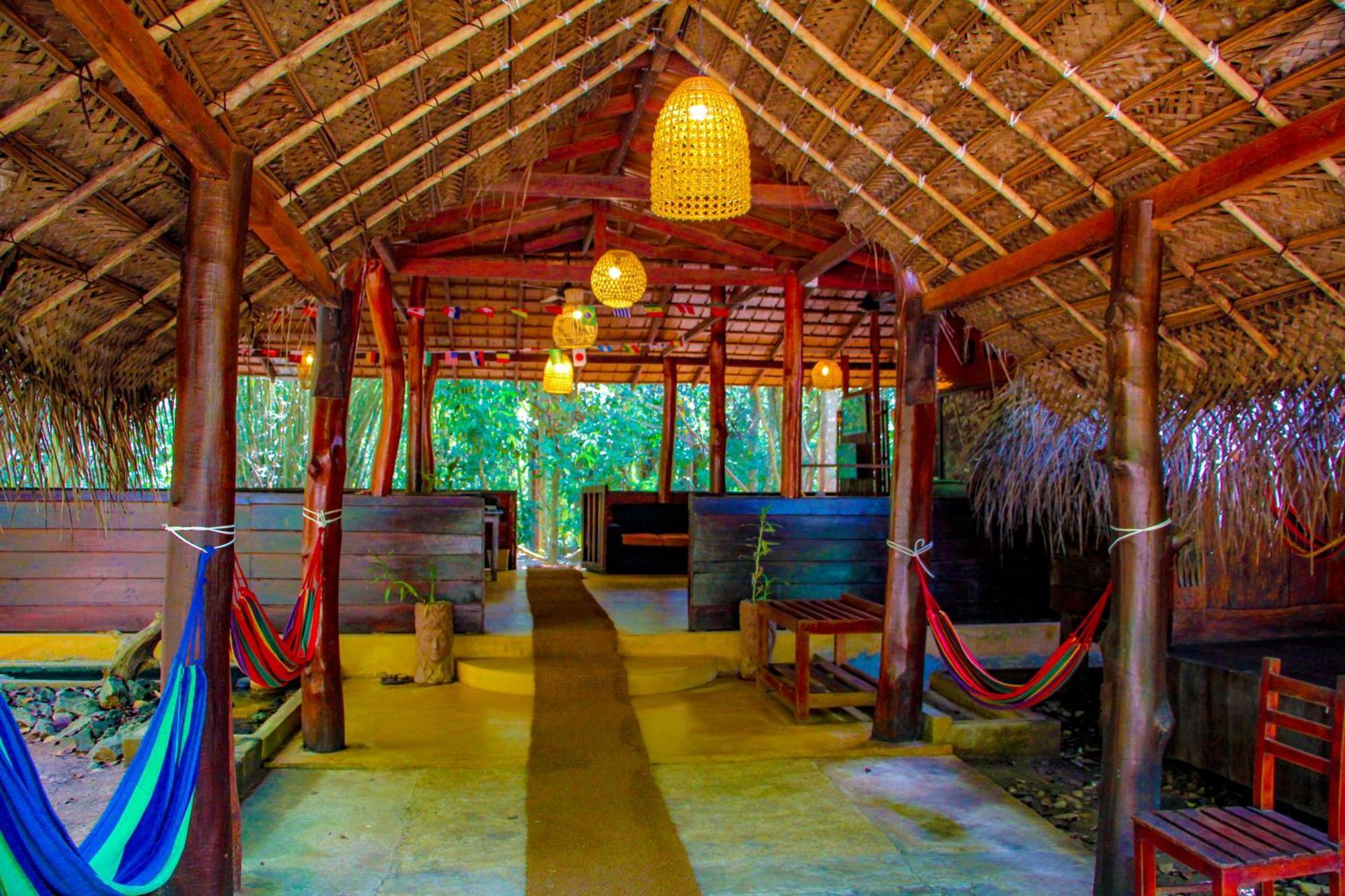 Jungle Host Hostel And Tree House Sigiriya Bagian luar foto