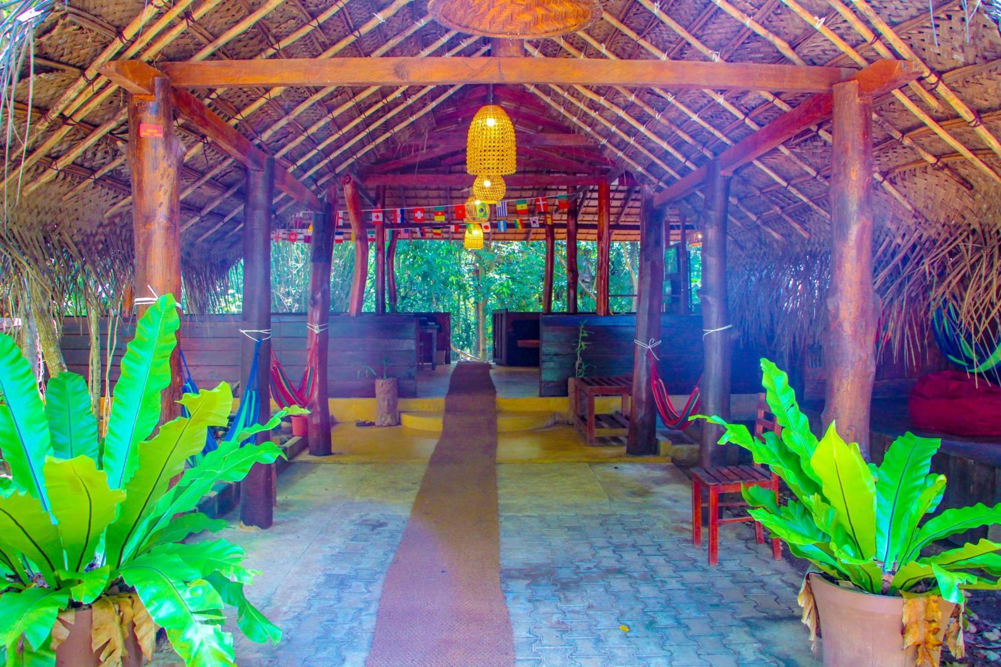 Jungle Host Hostel And Tree House Sigiriya Bagian luar foto