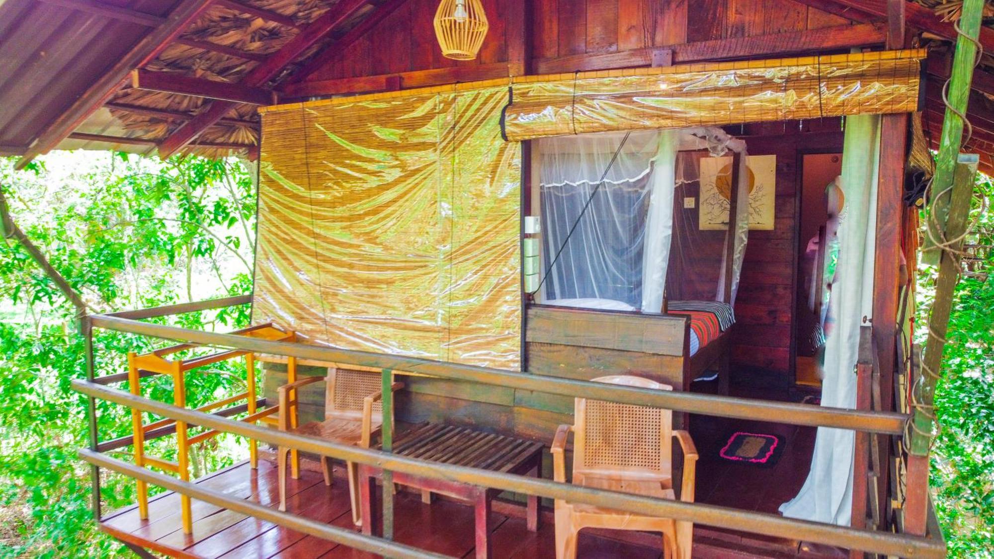 Jungle Host Hostel And Tree House Sigiriya Bagian luar foto