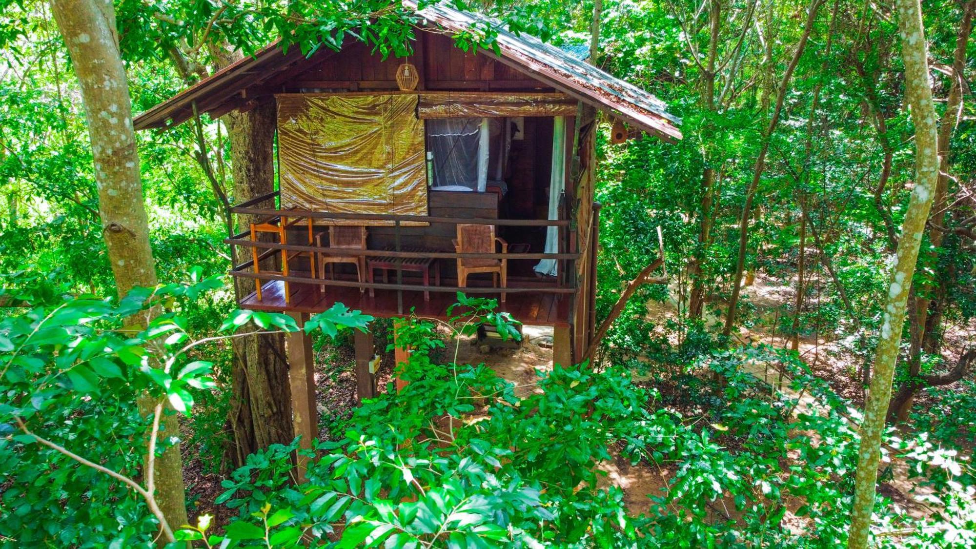 Jungle Host Hostel And Tree House Sigiriya Bagian luar foto